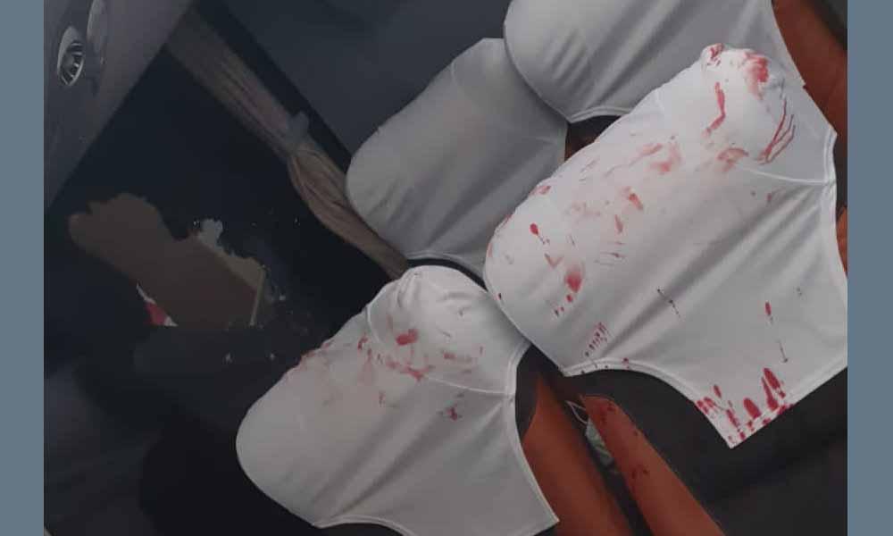 Bomba explode dentro do ônibus do Bahia e deixa jogadores feridos; Danilo Fernandes é levado ao hospital