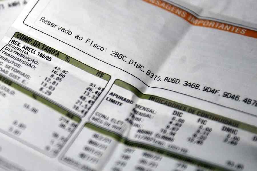 Conta de luz voltará a subir para os brasileiros a partir do próximo mês de maio