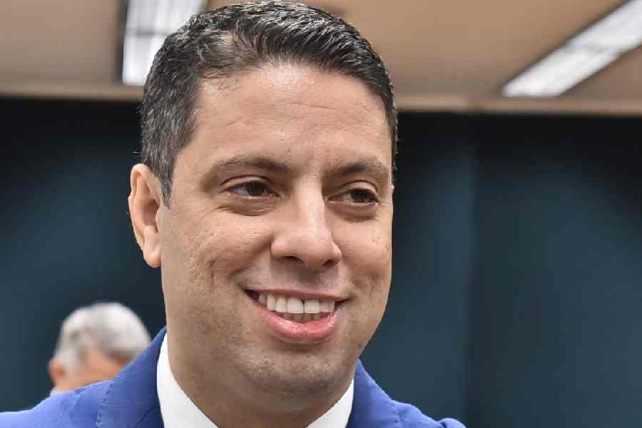 Pai atípico, Igor Timo destaca desafios de saúde enfrentados por autistas