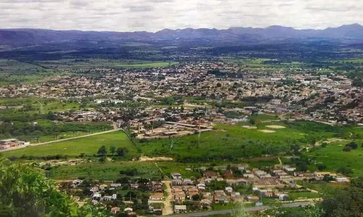 PEC propõe extinguis vereadores em cidades com até 60 mil habitantes